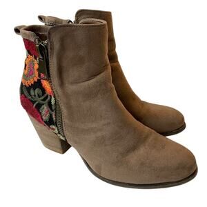 Tiara Mika-05 Floral & Paisley Embroidered Ankle Boots Size 8.5